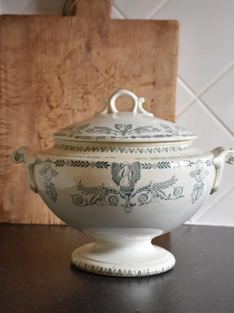 Blue-Patterned Ironstone Soup Tureen, Early 1900S 1