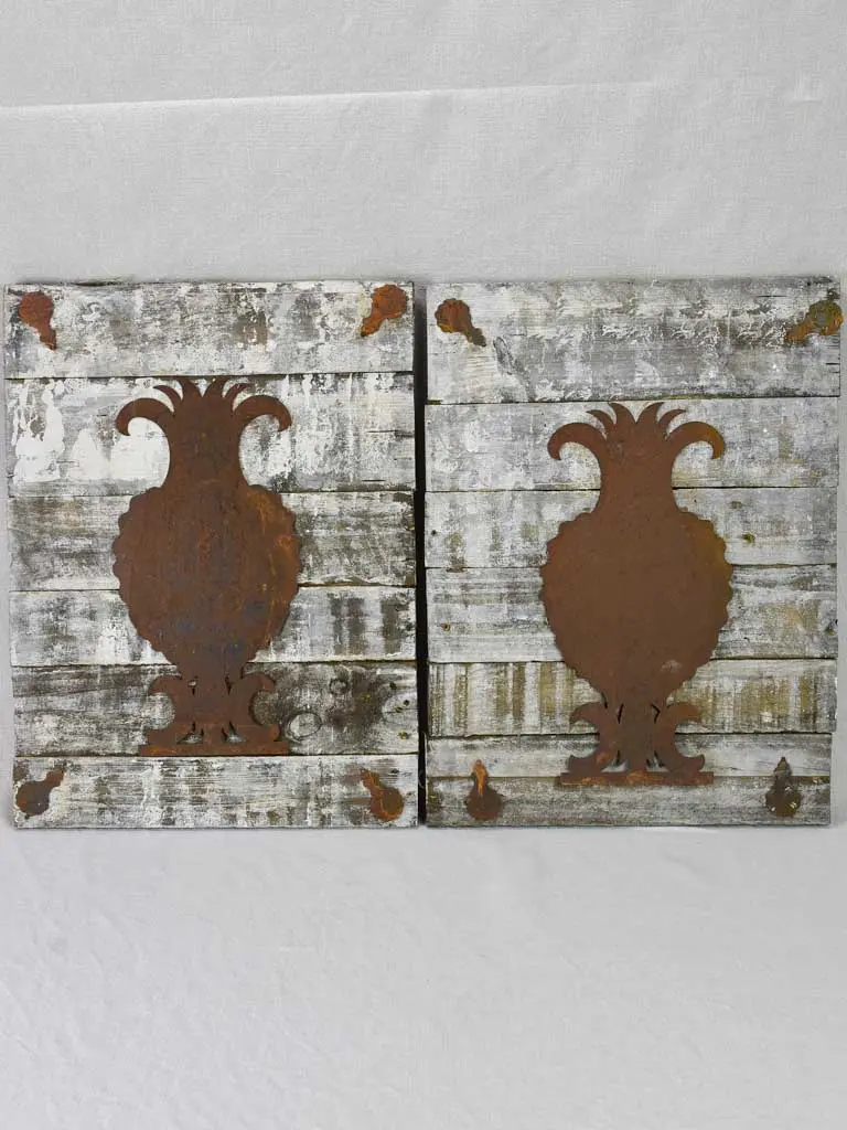Vintage Pineapple-Silhouette Decorative Panels – French Artisan Woodwork, 17" × 22¾" 1