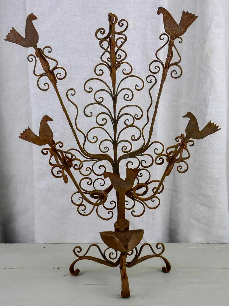 Vintage Wrought Iron Wall Sconce – Avian Motif Decorative Lamp Fixture 1